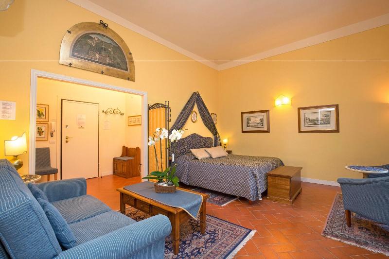 La Casa Del Garbo Luxury Rooms Suite - Oda