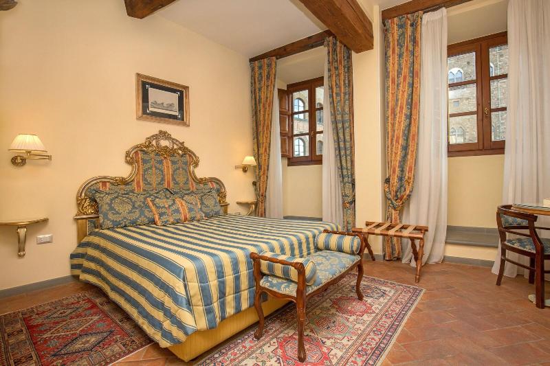 La Casa Del Garbo Luxury Rooms Suite - Oda