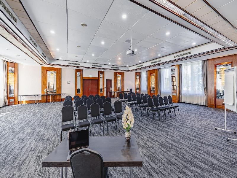 PLAZA Premium Darmstadt - Toplantı