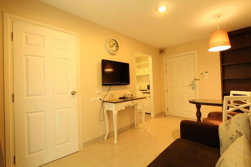 At Residence Suvarnabhumi - Oda