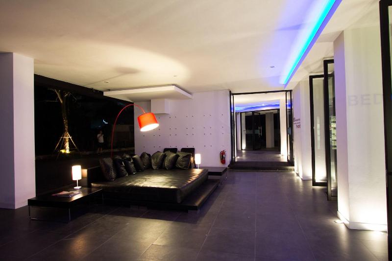 Bed Changkian Hotel Adults Only - Lobi