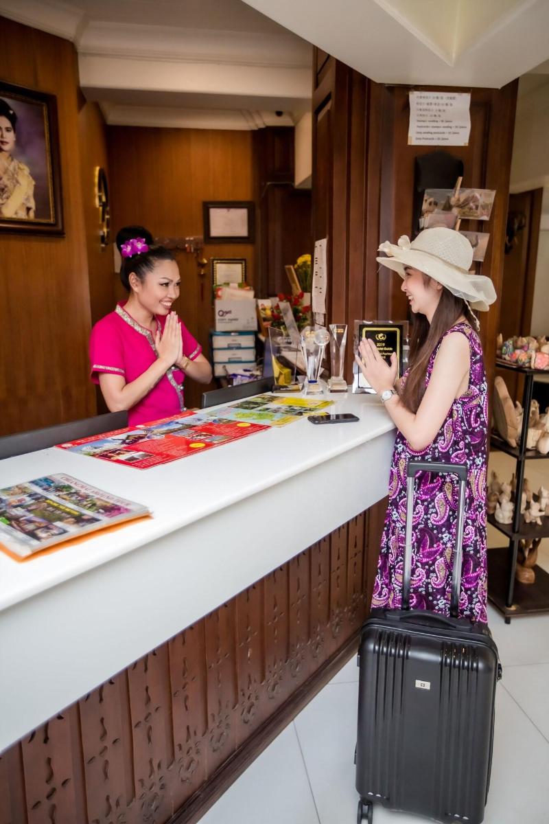 Chiang Roi 7 Days Inn - Lobi