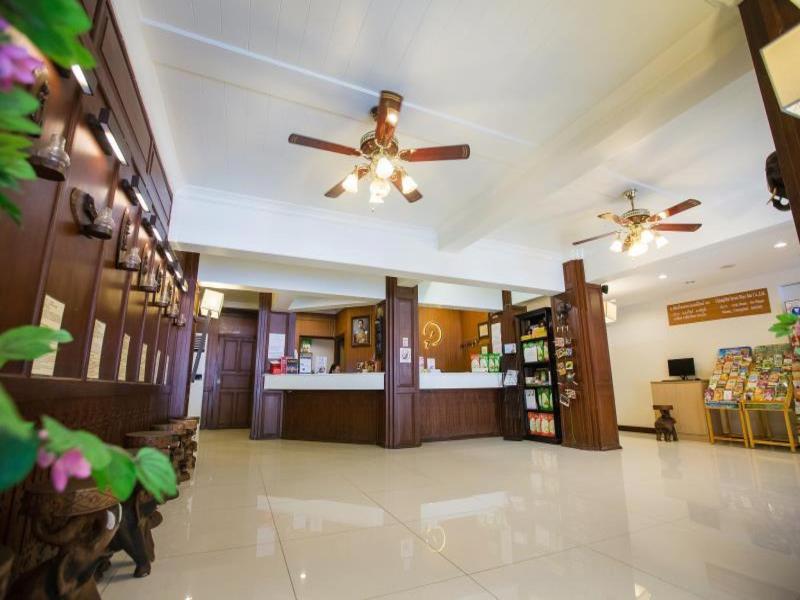 Chiang Roi 7 Days Inn - Lobi