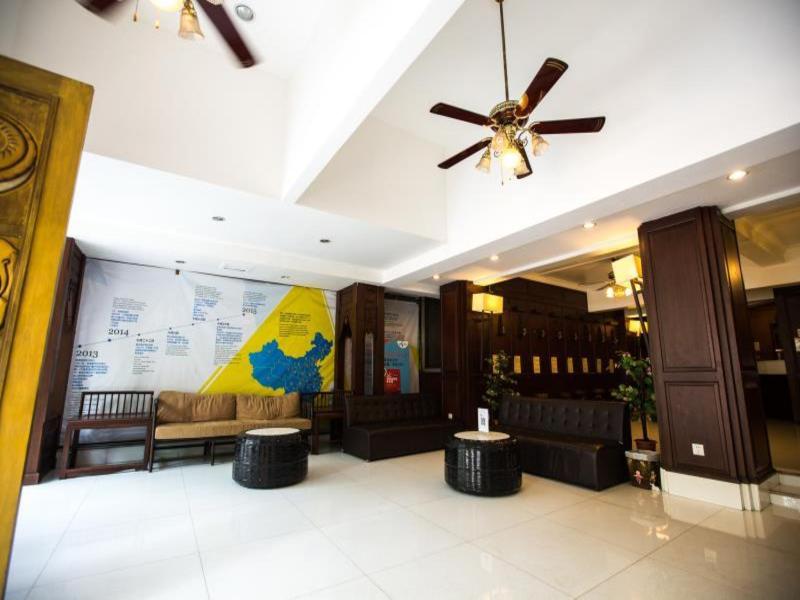 Chiang Roi 7 Days Inn - Lobi