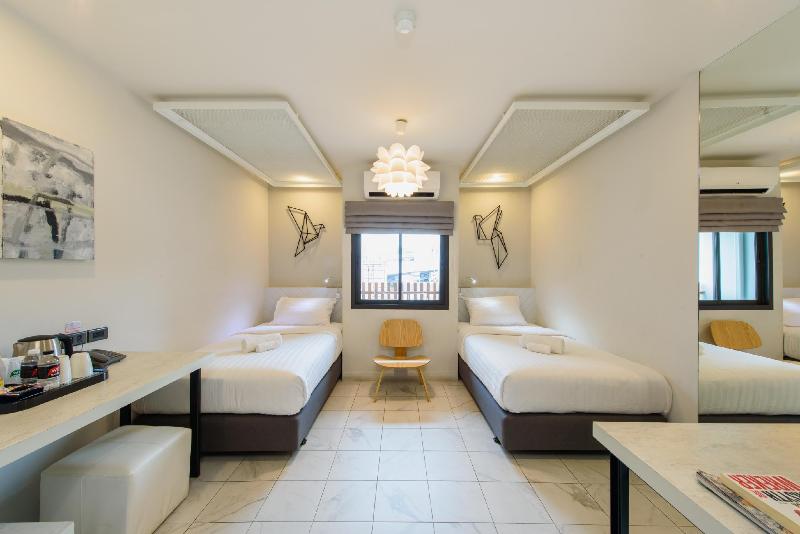 We Terminal Hotel - Genel