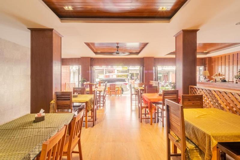 Lotus hotel Patong by ZUZU - Lobi