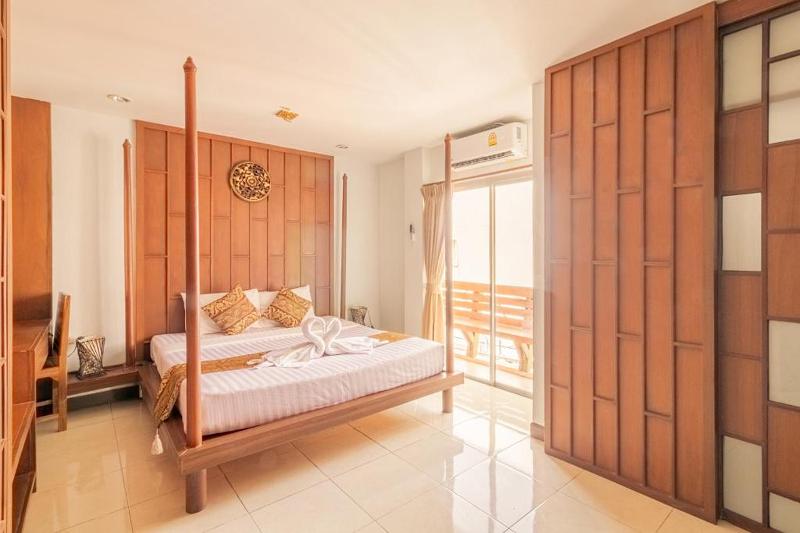 Lotus hotel Patong by ZUZU - Genel