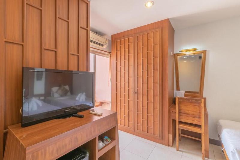 Lotus hotel Patong by ZUZU - Oda