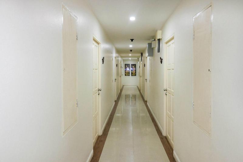 Natural Beach Hotel And Baan Sila - Lobi