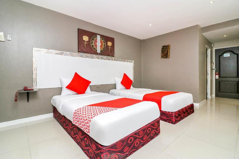 Natural Beach Hotel And Baan Sila - Genel