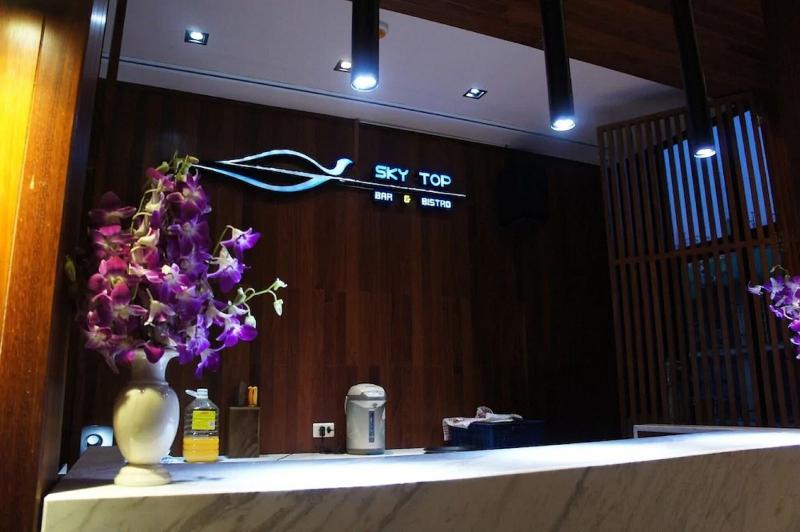 Serenotel Pattaya - Lobi