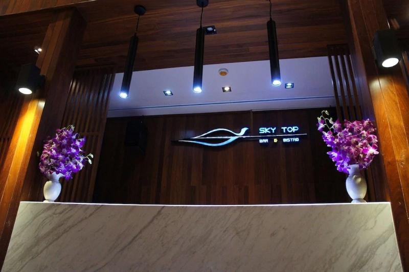 Serenotel Pattaya - Lobi