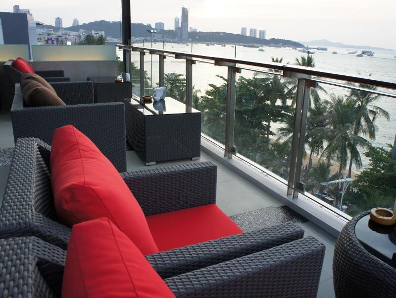 Serenotel Pattaya - Genel