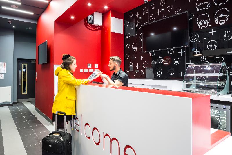 Tune Hotel Liverpool - Lobi