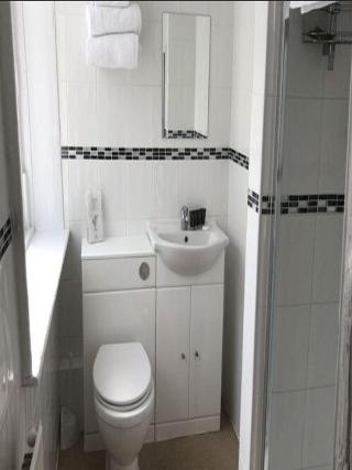The Crown And Cushion fotoÄŸrafÄ±