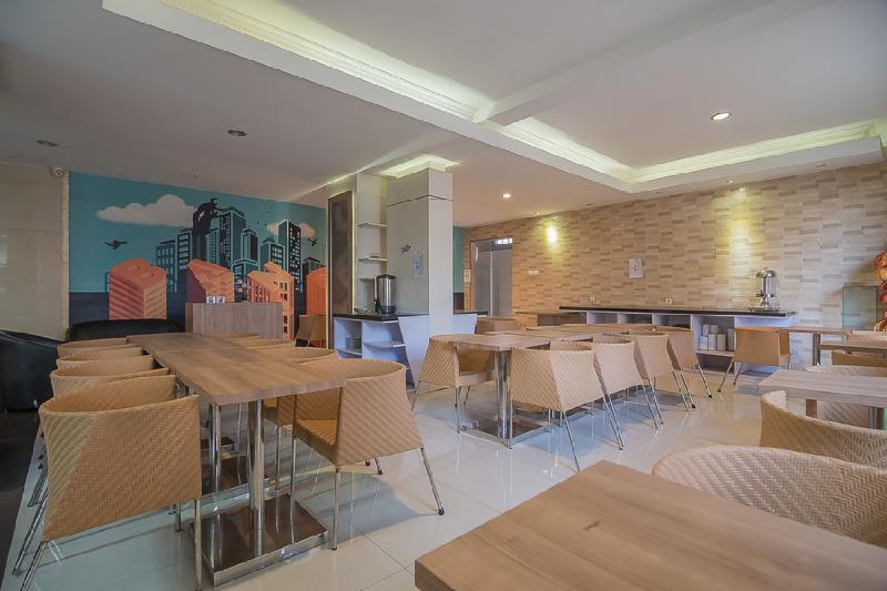 RedDoorz @ Hotel Arimbi Dewi Sartika Baru - Lobi