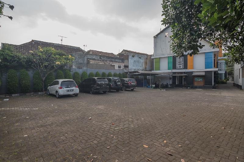 RedDoorz @ Hotel Arimbi Dewi Sartika Baru - Genel