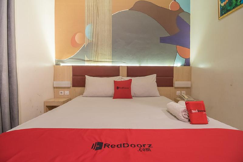 RedDoorz @ Hotel Arimbi Dewi Sartika Baru - Oda