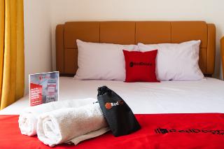 RedDoorz near Cipinang Indah Mall fotoÄŸrafÄ±