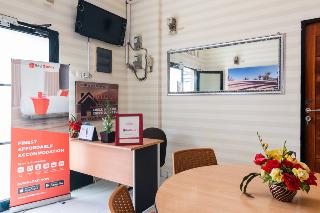 RedDoorz Plus near Hayam Wuruk 2 fotoÄŸrafÄ±