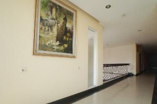 RedDoorz Plus near Green Pramuka Square Mall fotoÄŸrafÄ±