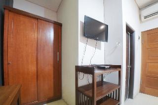 RedDoorz Plus near Green Pramuka Square Mall fotoÄŸrafÄ±