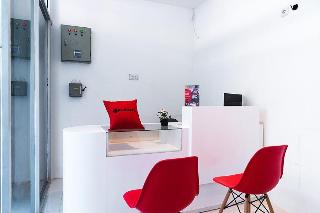 RedDoorz near Seasons City Mall otel fotoğrafı