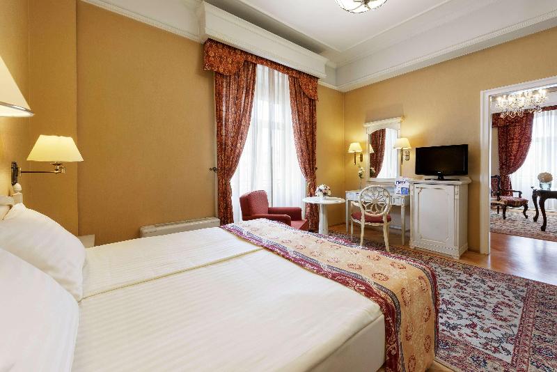 Danubius Hotel Astoria City Center - Oda
