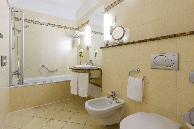 Danubius Hotel Astoria City Center - Oda