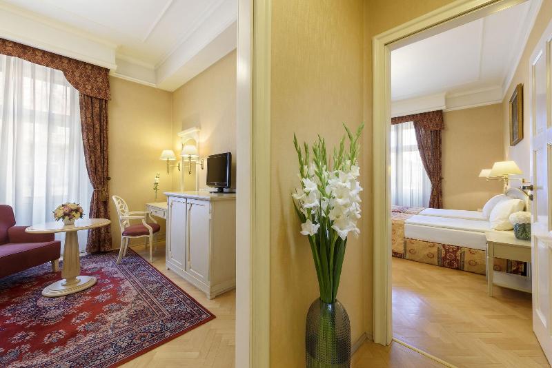 Danubius Hotel Astoria City Center - Oda