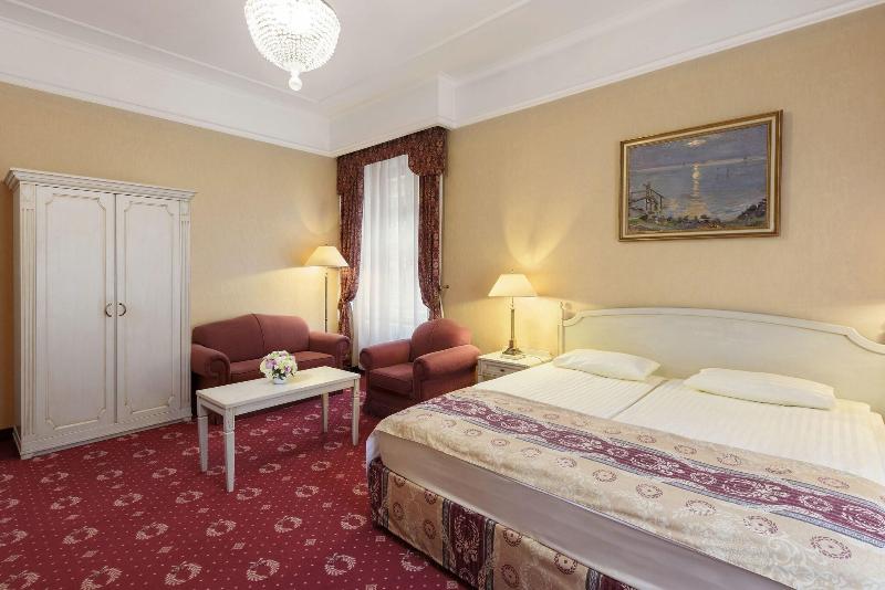 Danubius Hotel Astoria City Center - Oda
