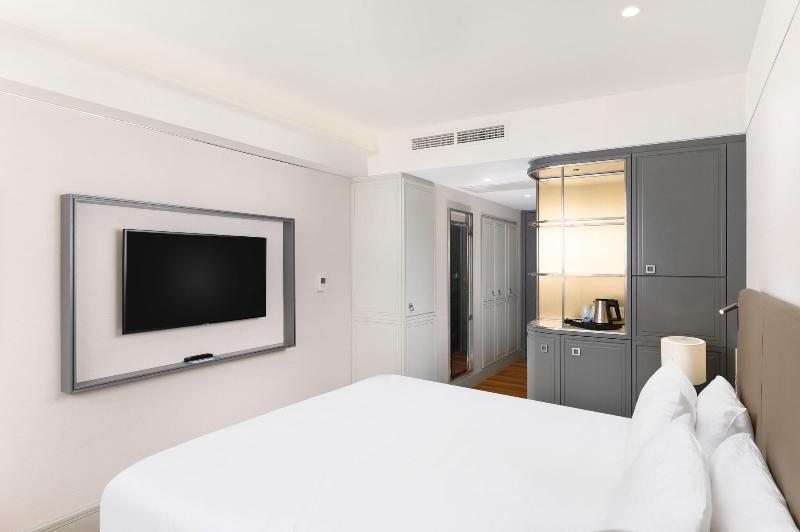 Danubius Hotel Astoria City Center - Oda