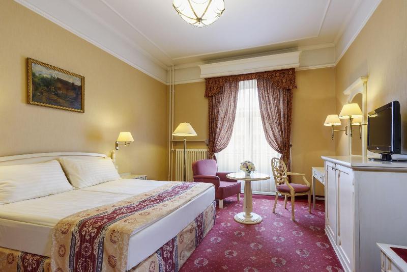 Danubius Hotel Astoria City Center - Oda