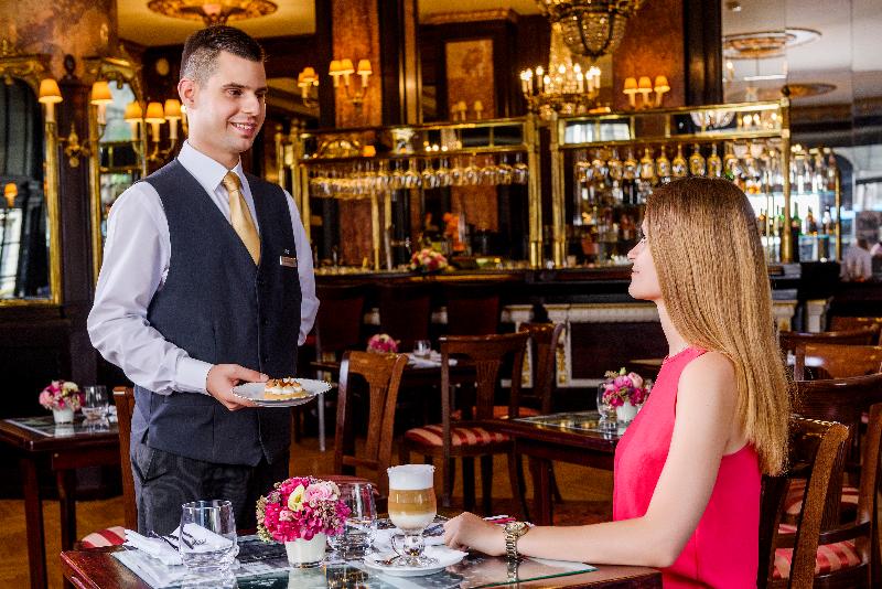 Danubius Hotel Astoria City Center - Restoran