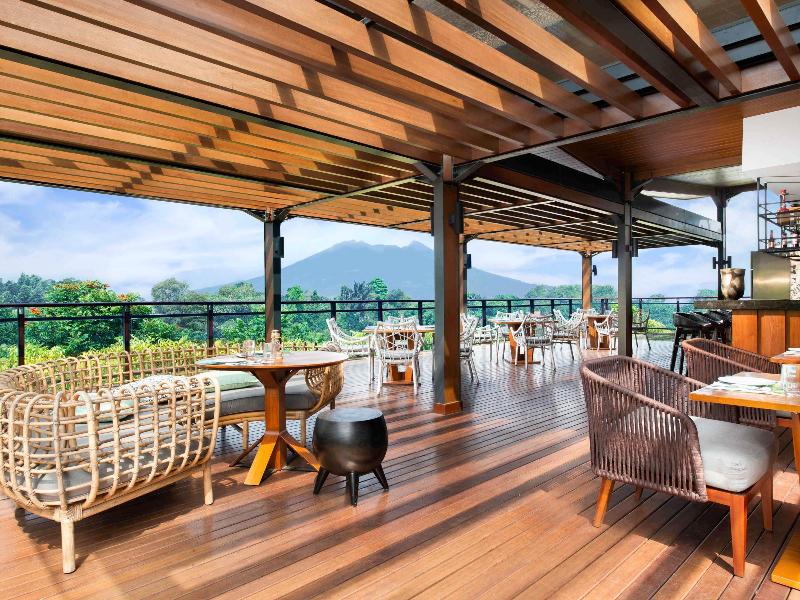 Pullman Ciawi Vimala Hills Resort Spa & Convention - Bar