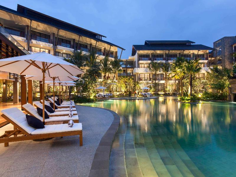 Pullman Ciawi Vimala Hills Resort Spa & Convention - Havuz