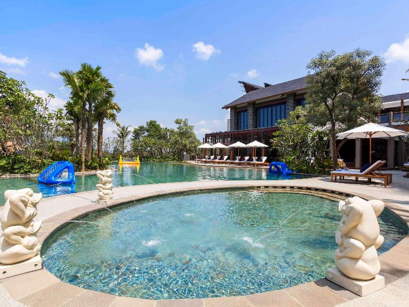 Pullman Ciawi Vimala Hills Resort Spa & Convention - Havuz