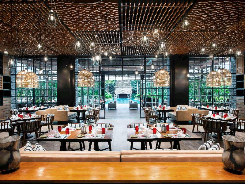Pullman Ciawi Vimala Hills Resort Spa & Convention - Restoran