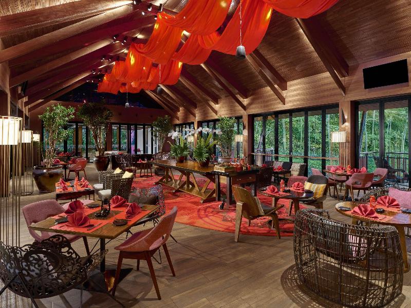 Pullman Ciawi Vimala Hills Resort Spa & Convention - Restoran