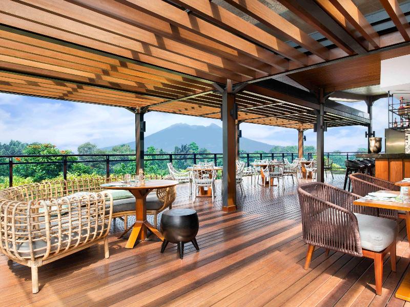 Pullman Ciawi Vimala Hills Resort Spa & Convention - Restoran