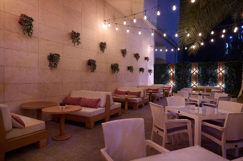 DoubleTree by Hilton Doha - Al Sadd - Restoran