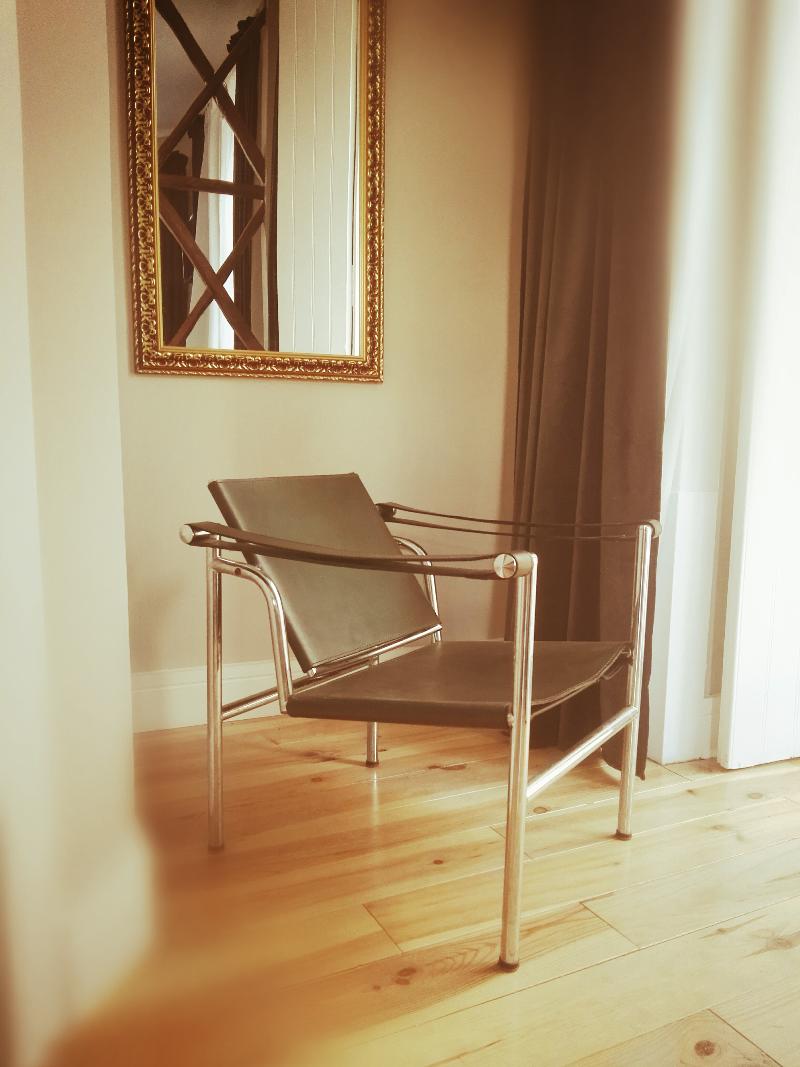 Temple Suites Guesthouse - Oda