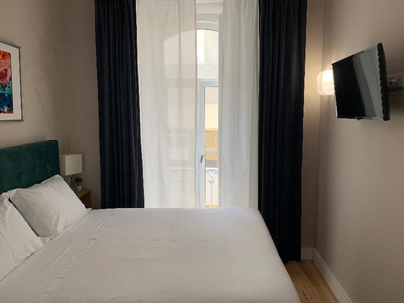 Temple Suites Guesthouse - Oda