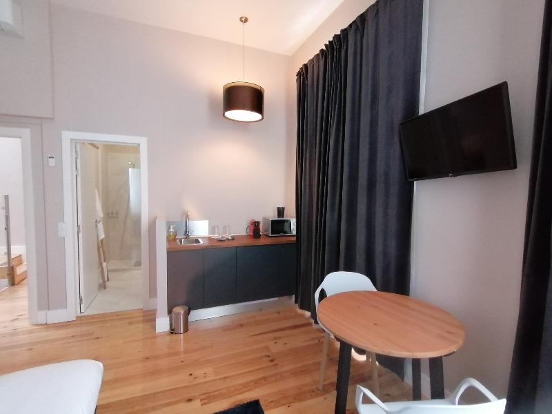Temple Suites Guesthouse - Oda
