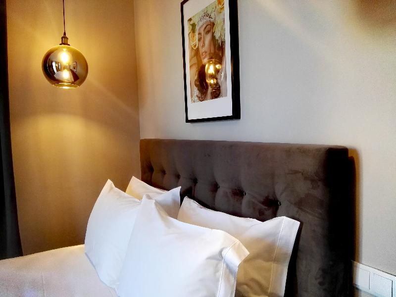 Temple Suites Guesthouse - Oda