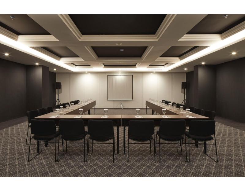 de Braga by ARTOTEL Bandung - Toplantı