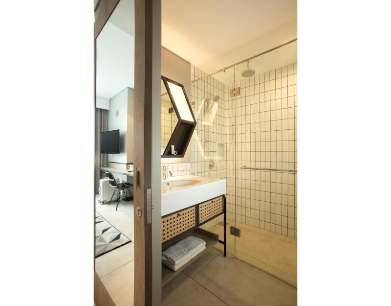 Artotel Yogyakarta - Oda