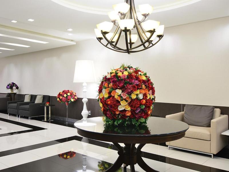 The 93 Hotel - Lobi