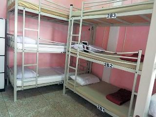 Hostel 24 otel fotoğrafı