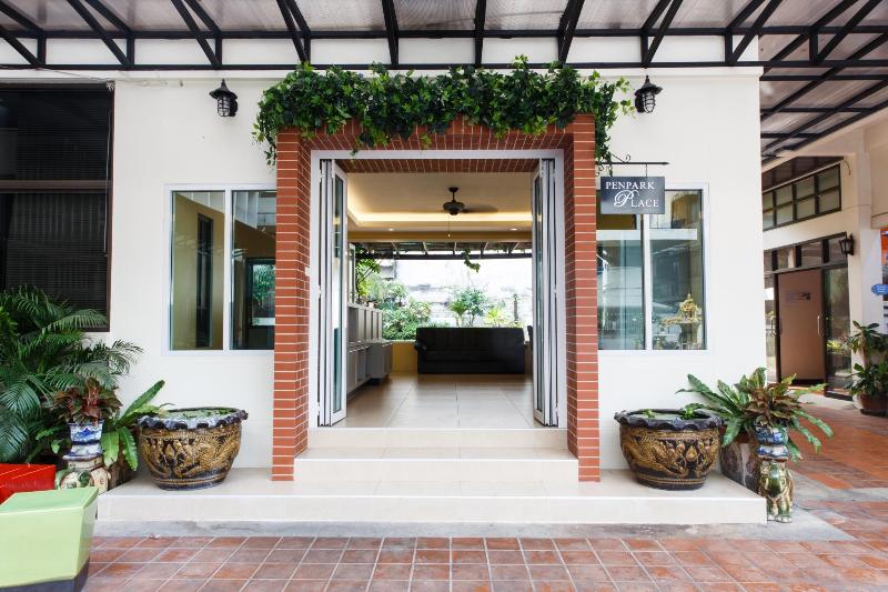 Penpark Place - Lobi